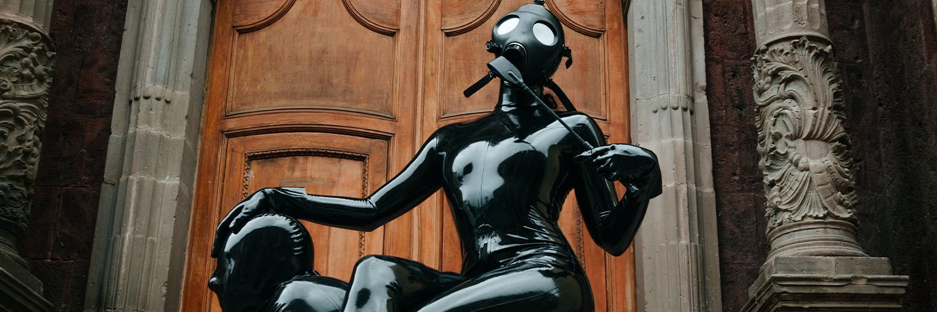 Gloomy Babe's banner