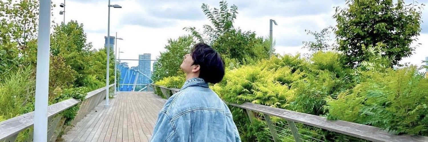 ◠‿◠'s banner