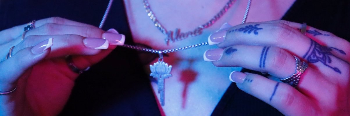 𝓐𝓵𝓪𝓷𝓪 𝓡𝓮𝓲𝓰𝓷's banner