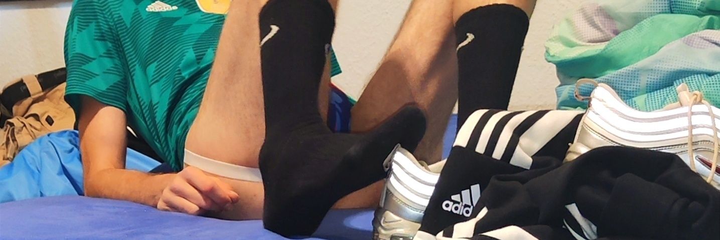 Sk8erBoY_K3viN9108's banner