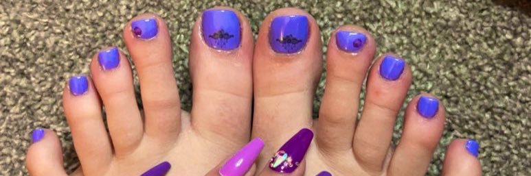 Giantess's banner