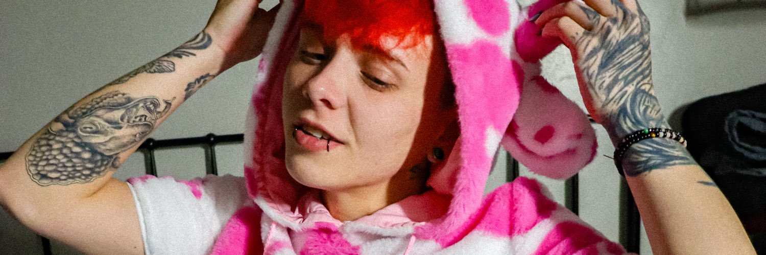 Lilpushpop's banner