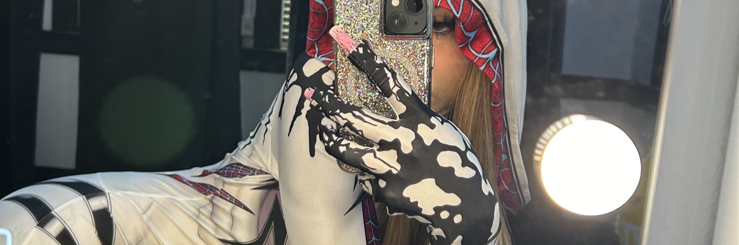 Em's banner