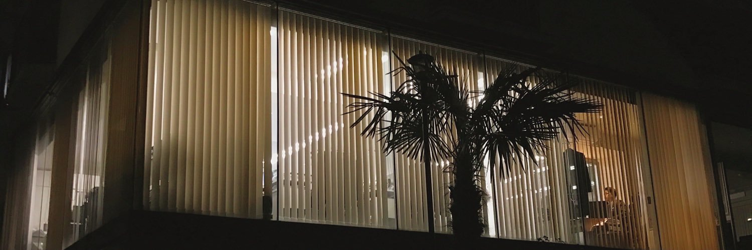 SHIRTSTUCKEDIN's banner