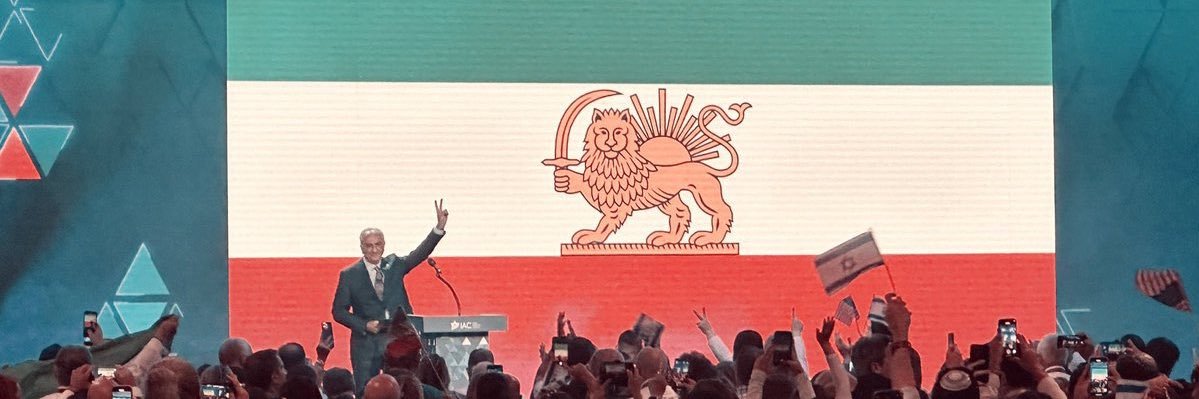 آزی هستم's banner