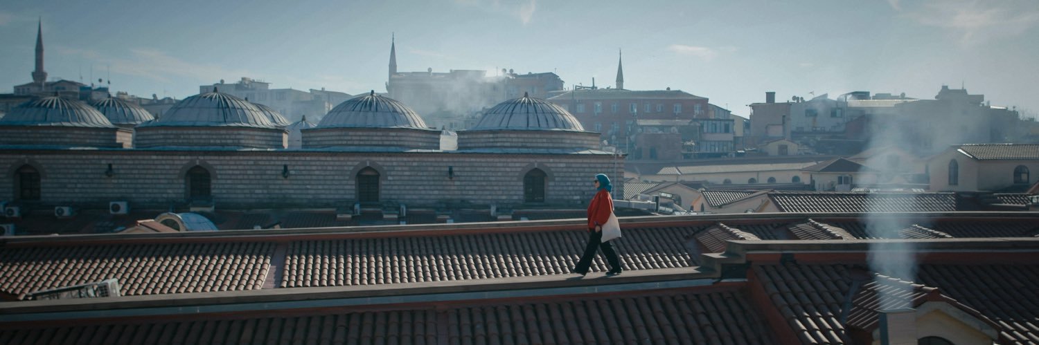 Büşra Kayıkçı's banner
