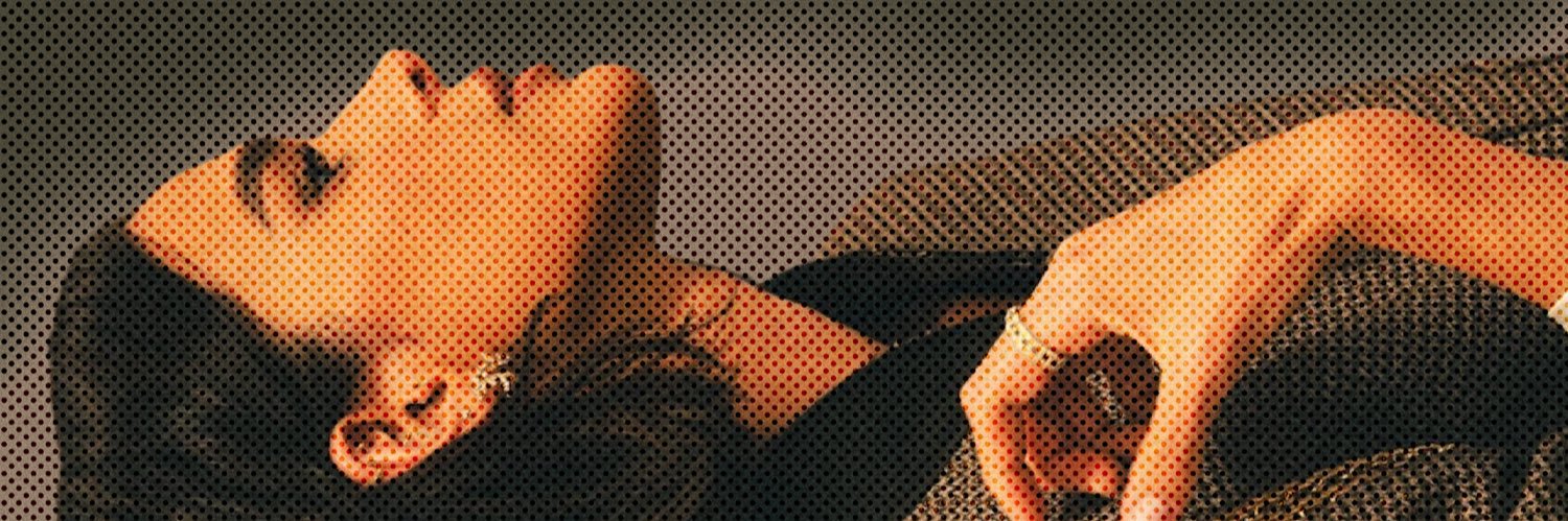 Bruna Marquezine Media's banner