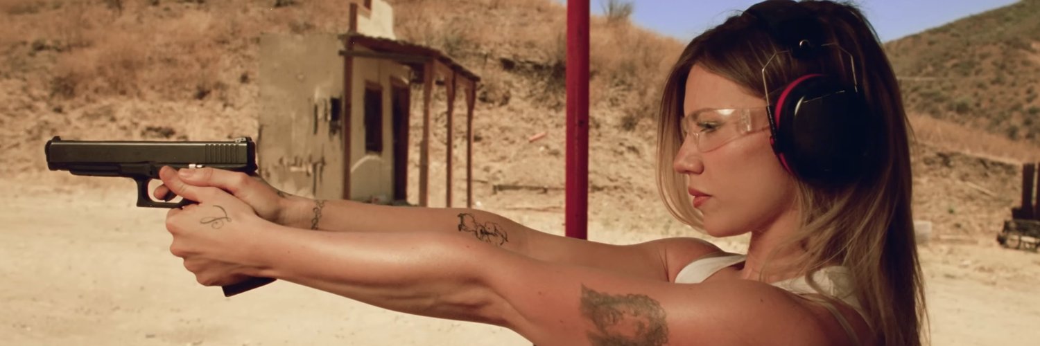 lara ⭐️ 13's banner
