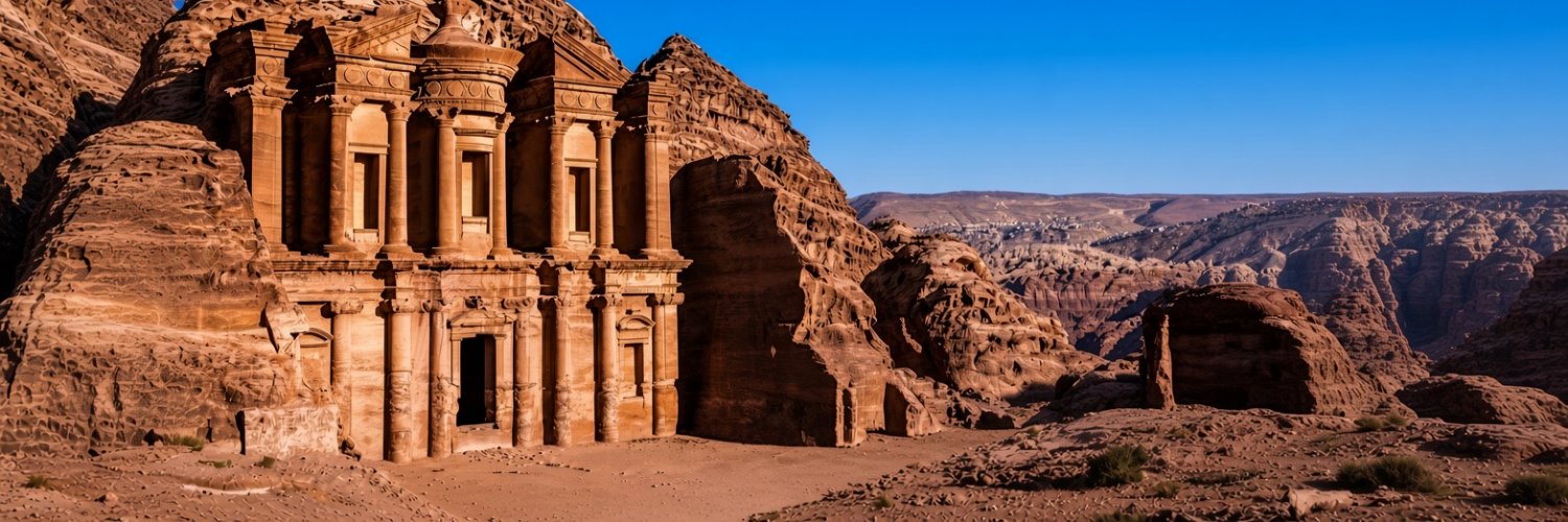 منال ياسين's banner