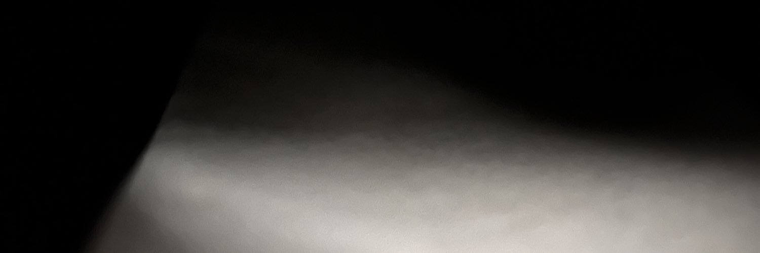 爱打胶女高运动鞋白袜's banner