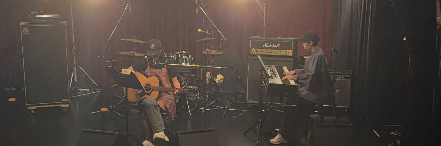 Ringo🦔🍎's banner