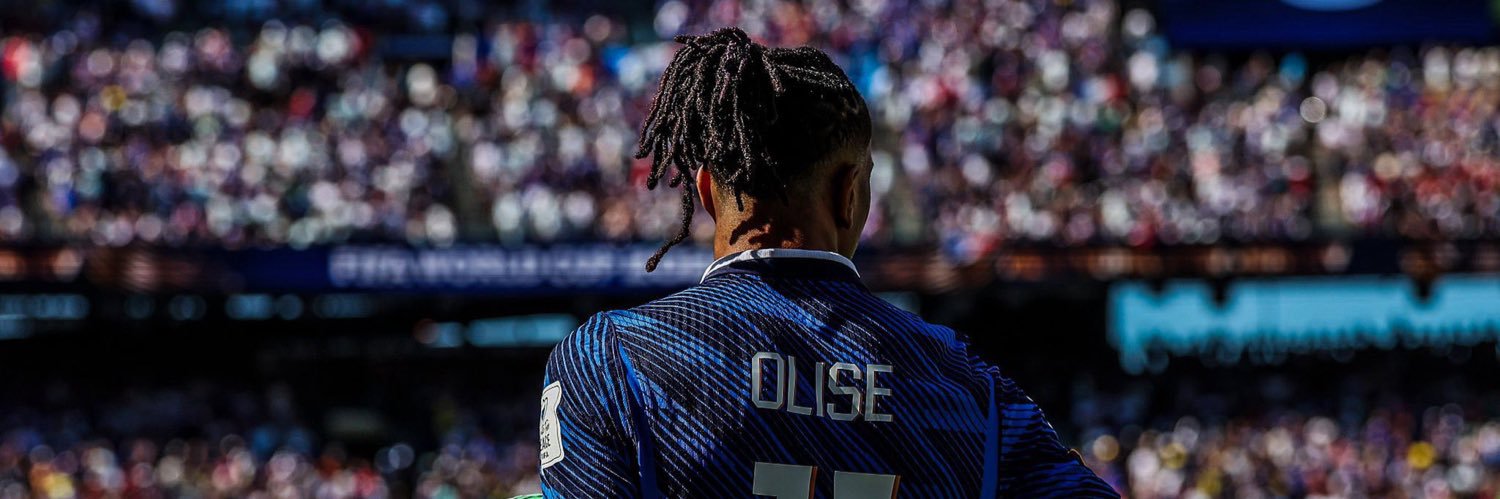 mari ✭ 🇫🇷's banner