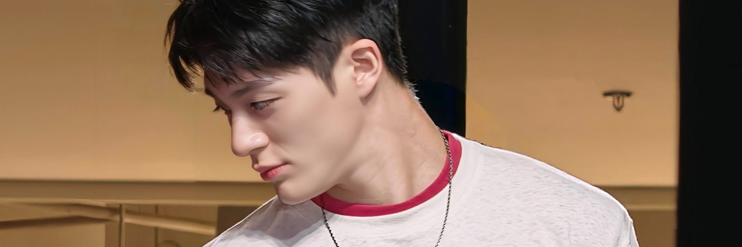 J's banner