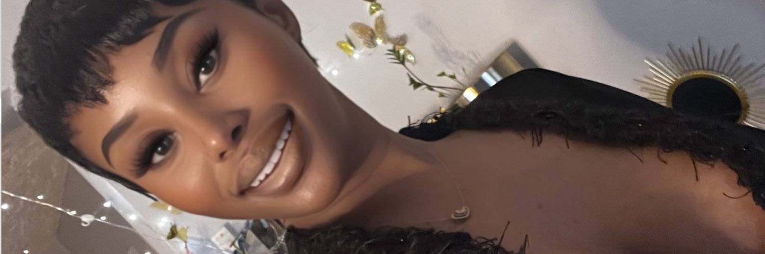 Lira Elixir🌹💋✨'s banner