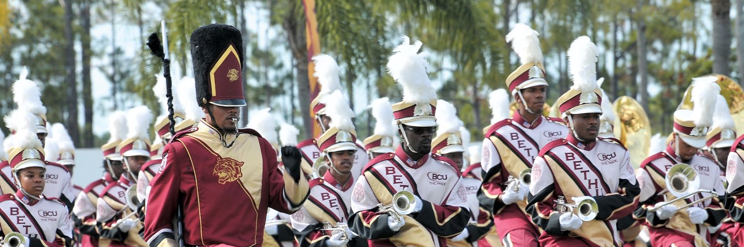 Smoove 🍢😼's banner