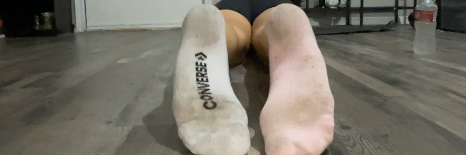 Bethany🌻🦶🏼's banner