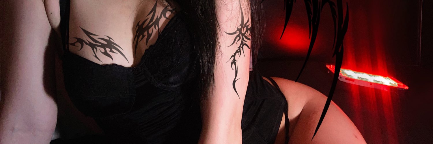 ♰'s banner