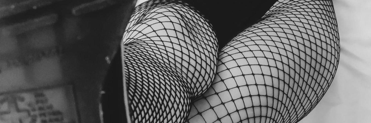 N | Diosa | Feet | FINDOM's banner