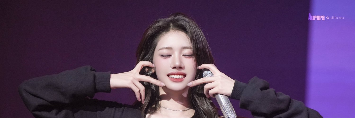 vee ♭'s banner