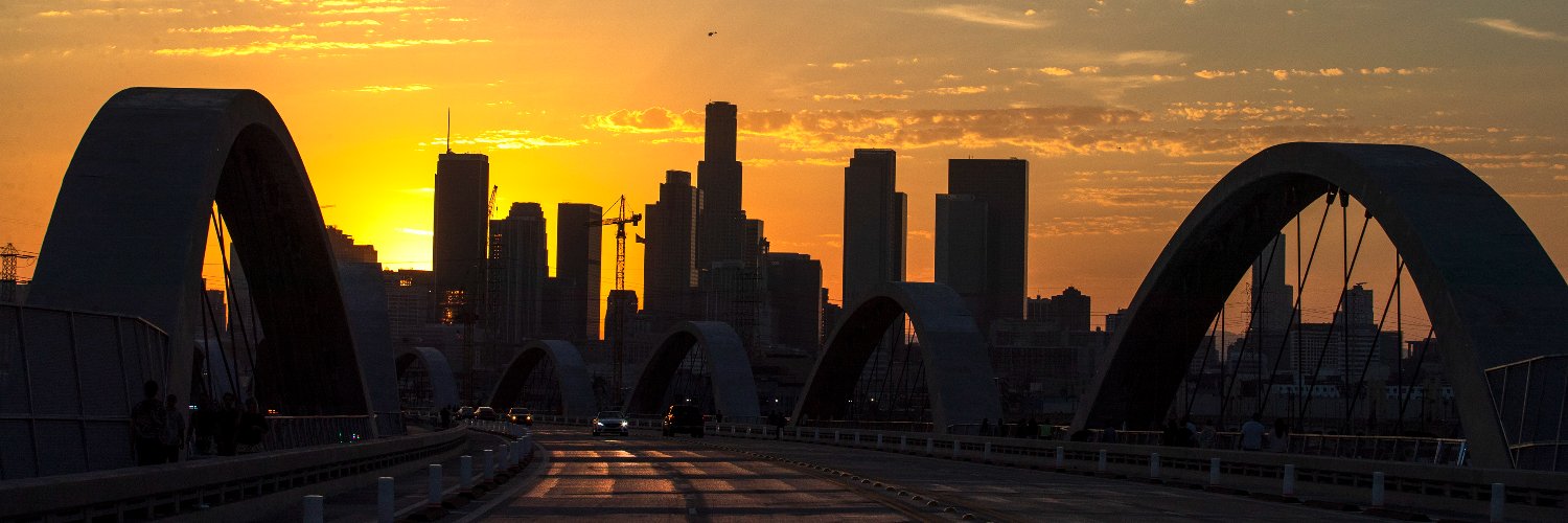 Los Angeles Times's banner