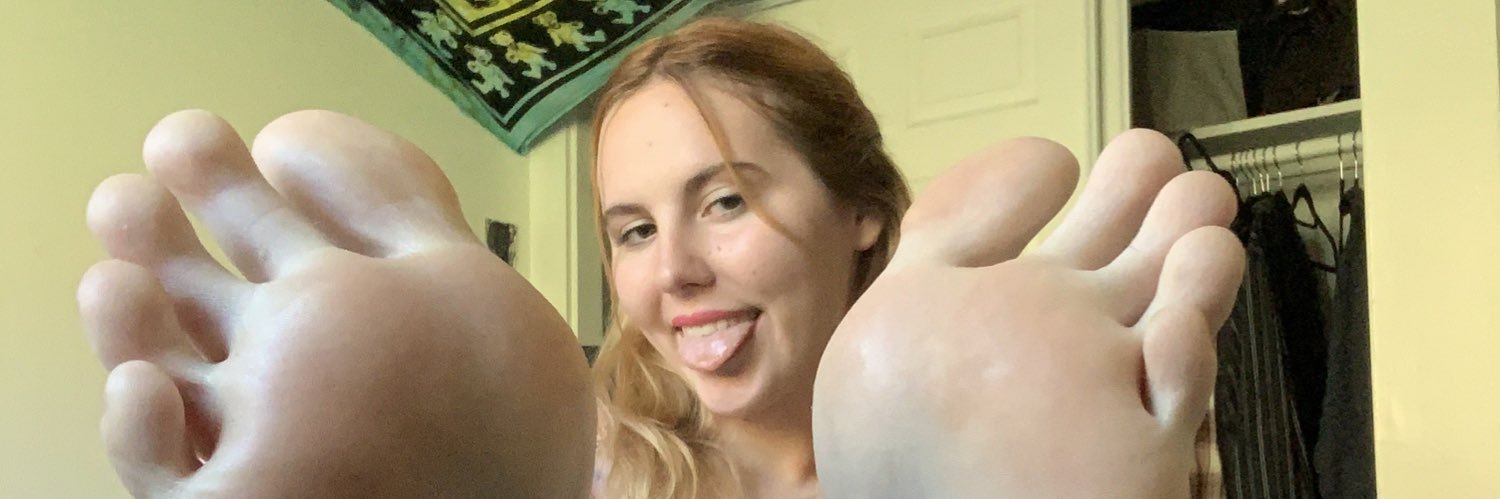 Goddess Stassie 👸🏼's banner