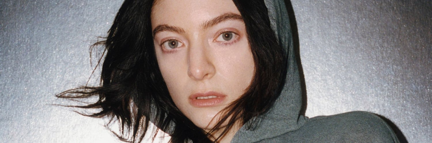 Lorde Haus's banner
