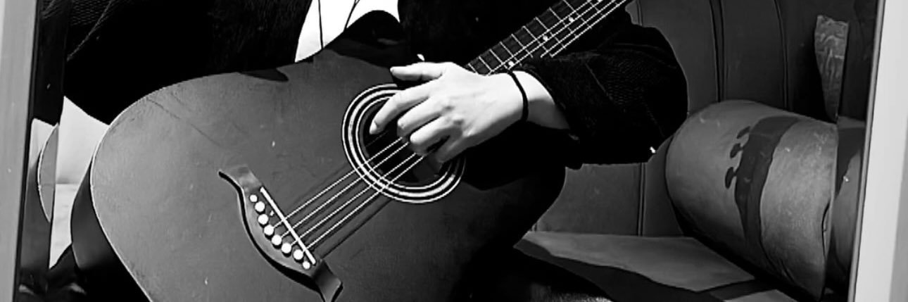 ✦'s banner