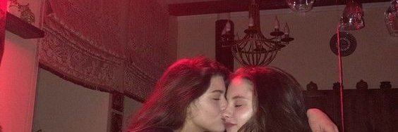LesbianEmlyShow's banner