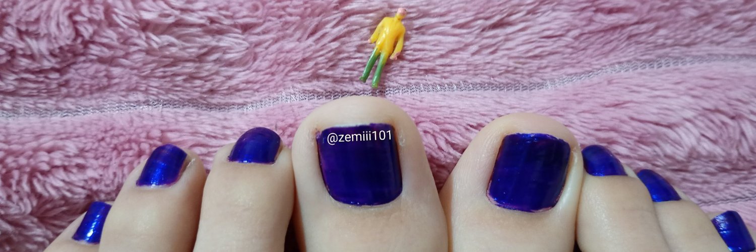 emii ₊˚⊹♡'s banner