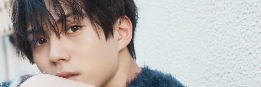 簡秀吉1st写真集『IKKAN』公式's banner