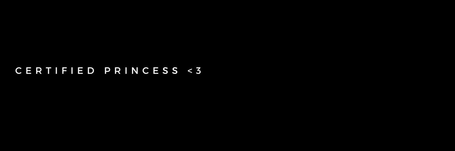 Gina 🩶's banner