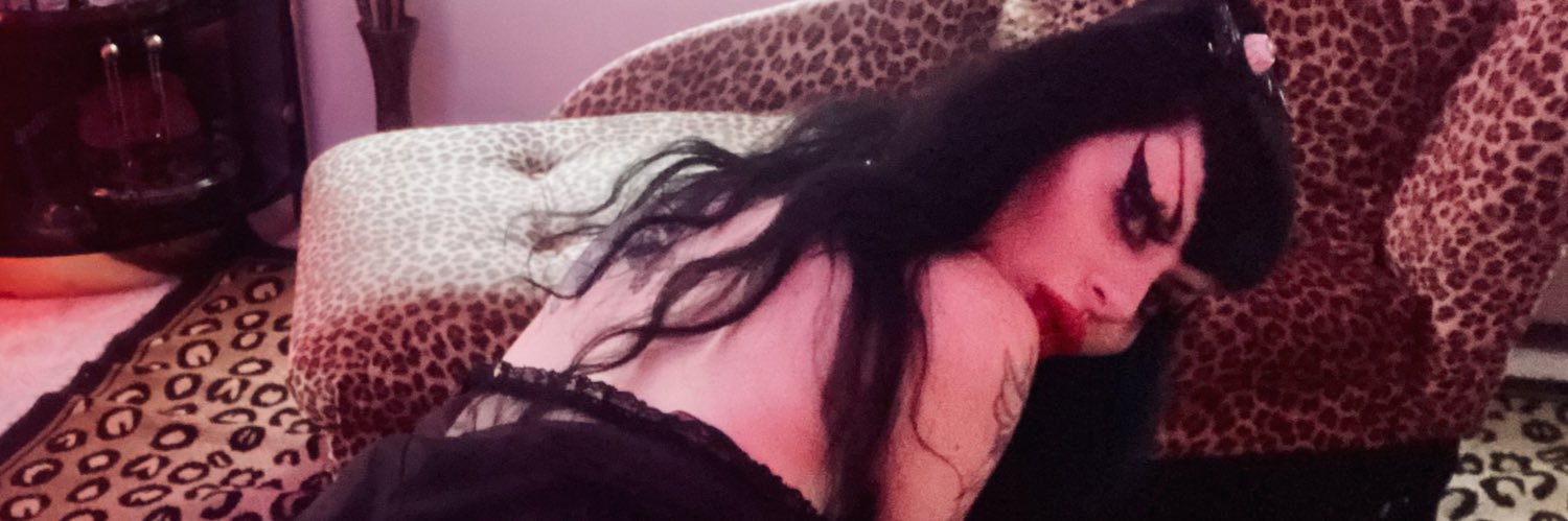 Elura Savage's banner