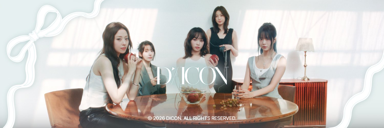 DICON_LE SSERAFIM's banner