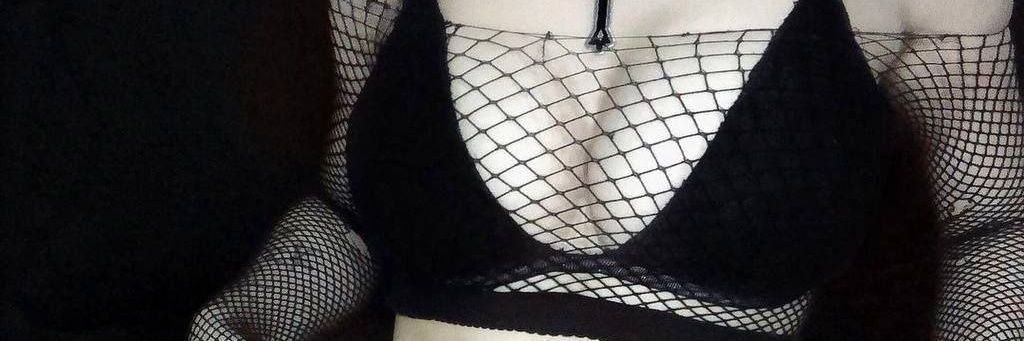 Carly(DM open)'s banner