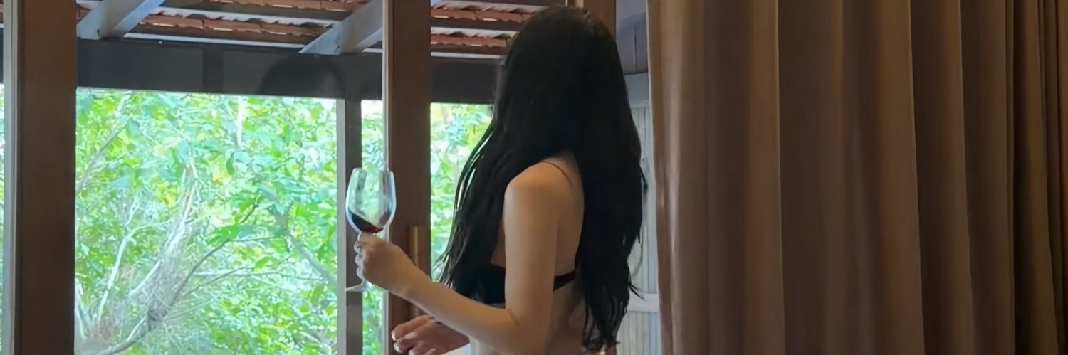 Cô Gái Hà Lan 💁🏼‍♀️'s banner