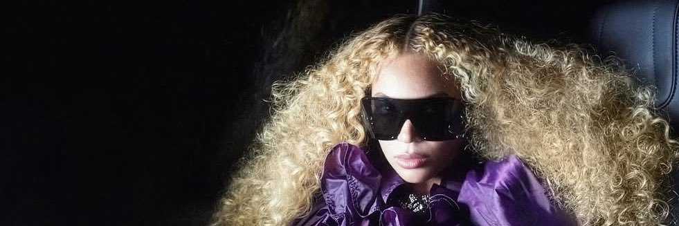 Type: Beyoncé's banner