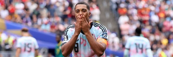 Youri Tielemans's banner