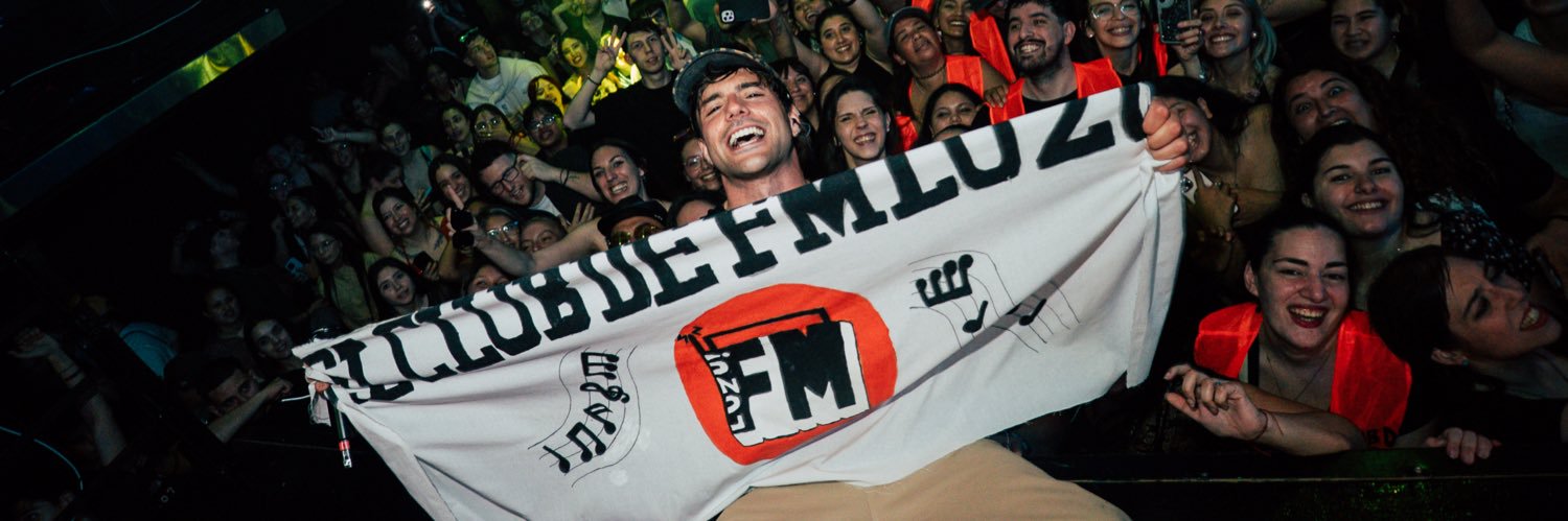 Cris Vanadía's banner