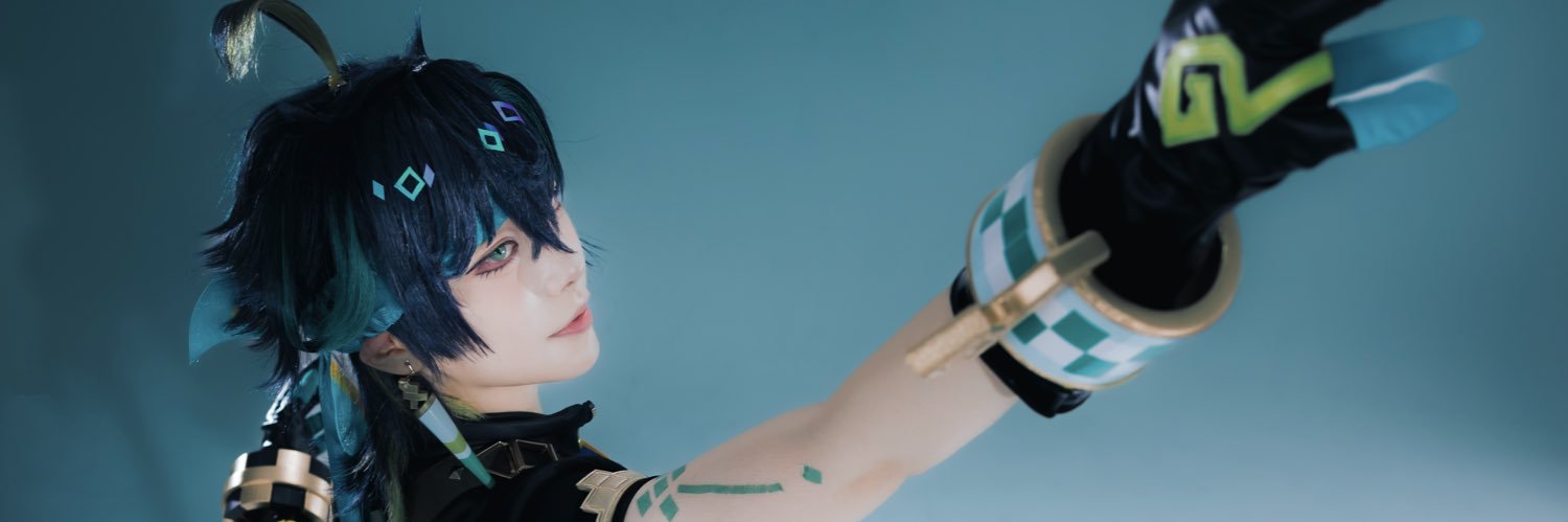 ʸᵘₛₐ's banner