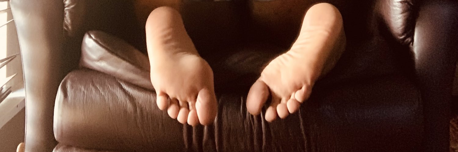 💎Icyytoes🧊👣's banner