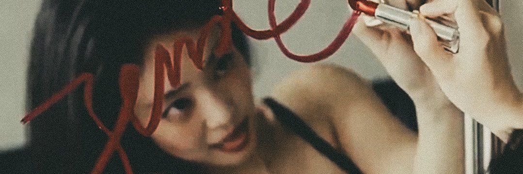 JUJU ⁴💋's banner