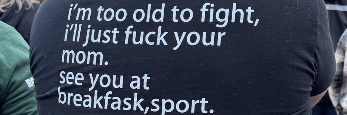 The Mom Caller ™'s banner