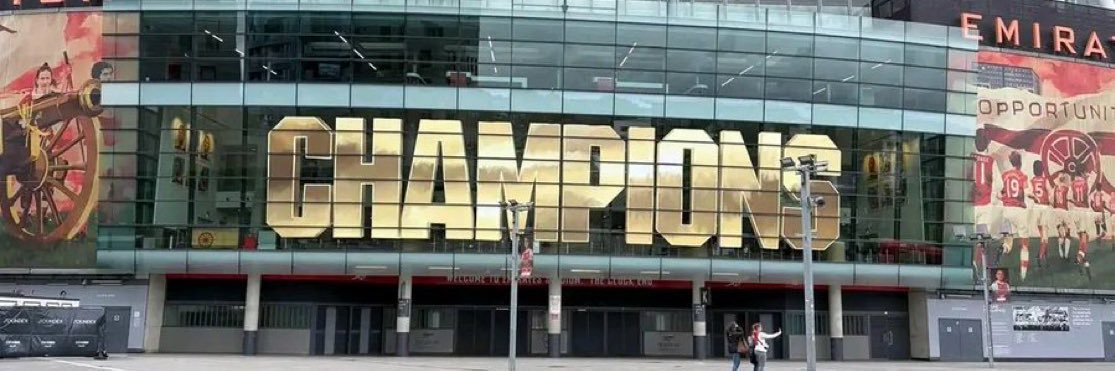 Tom Iconic's banner