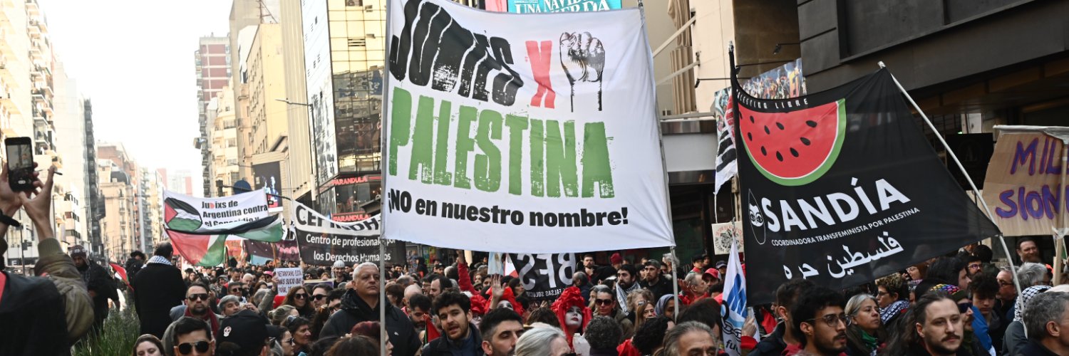 Iván Zeta's banner