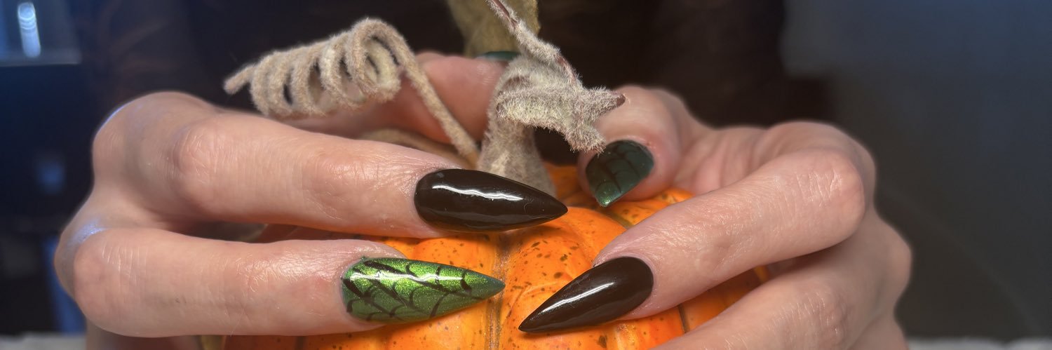💚Jade Rose🖤's banner