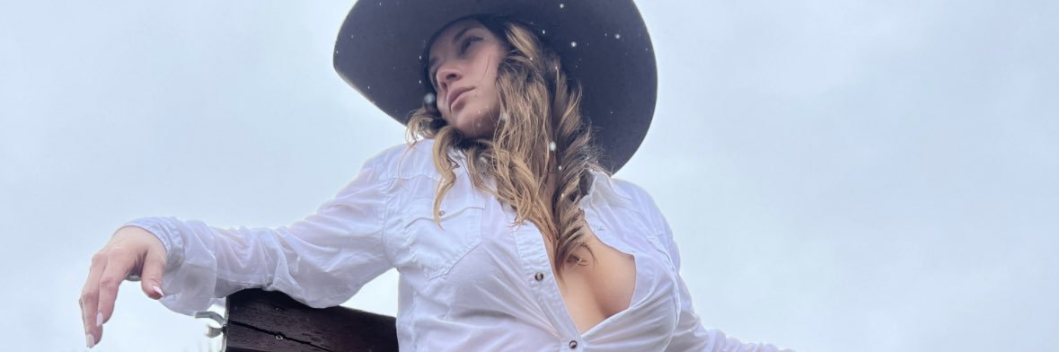 Savannah Ryan's banner