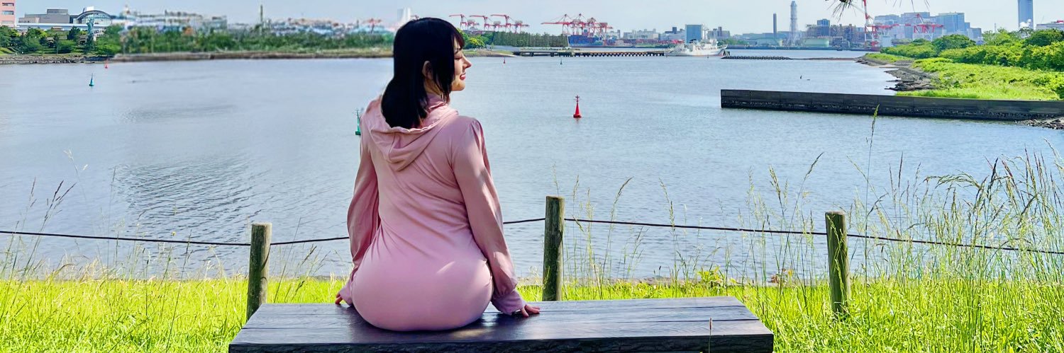 藤川めい💄1st写真集『beK』高身長Kカップアイドル's banner