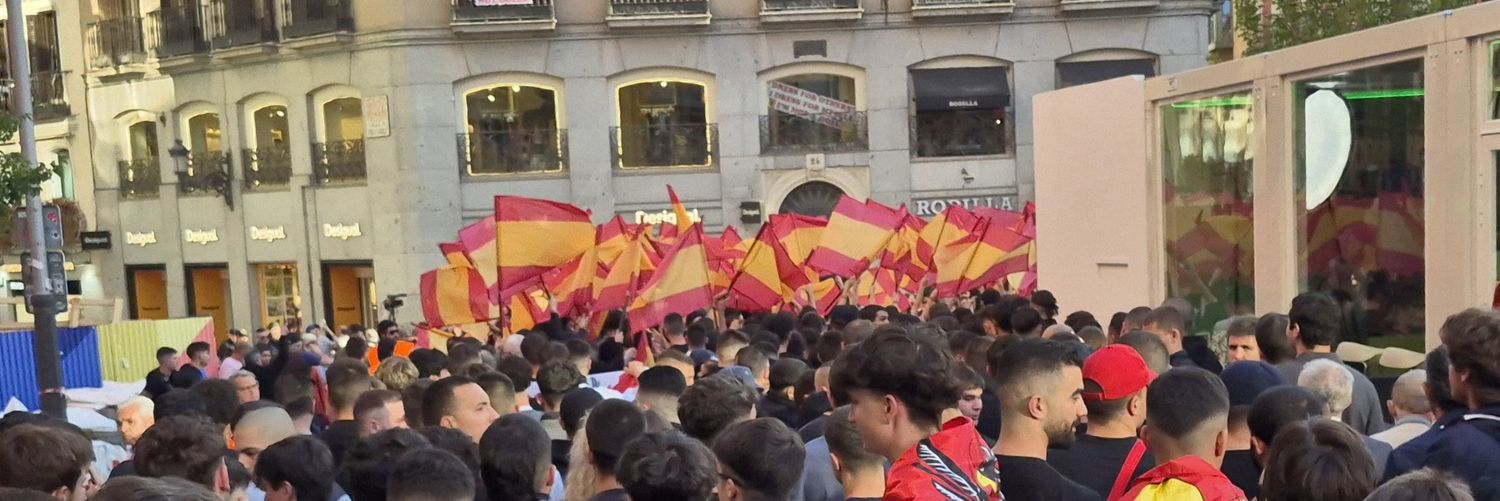 𝓛𝓸𝓰𝓪𝓷 🇪🇸's banner