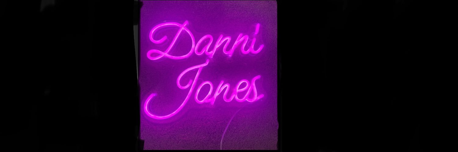 DanniJones's banner