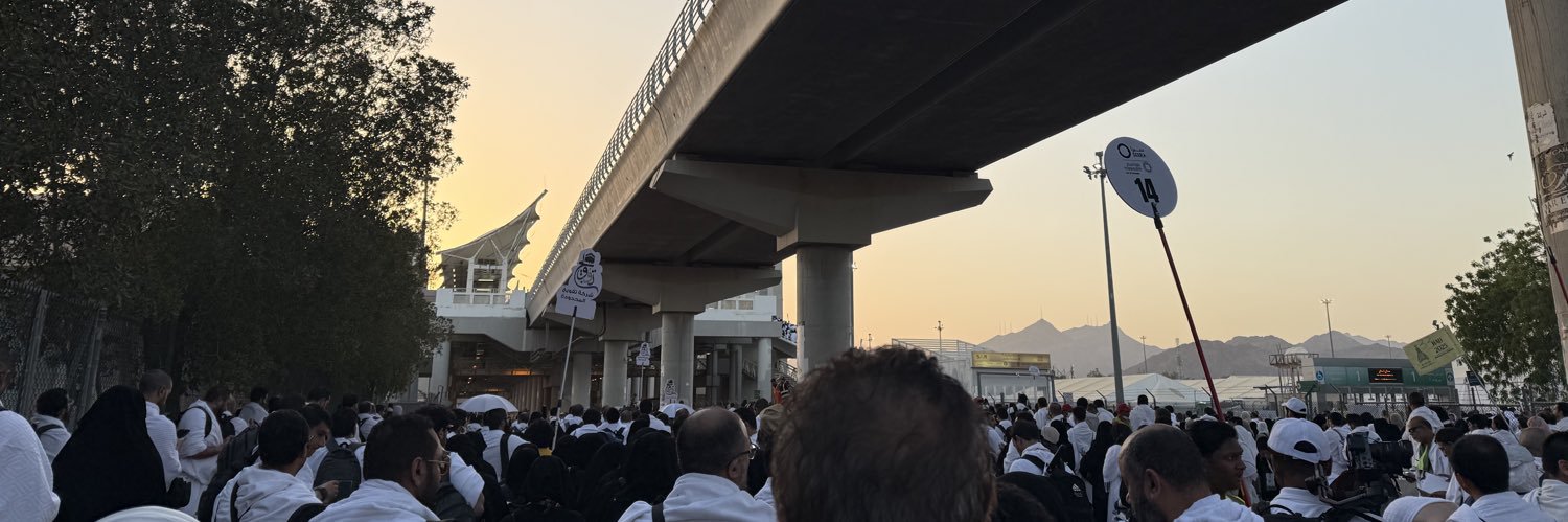 Sondus Aidarous سُنْدُس's banner